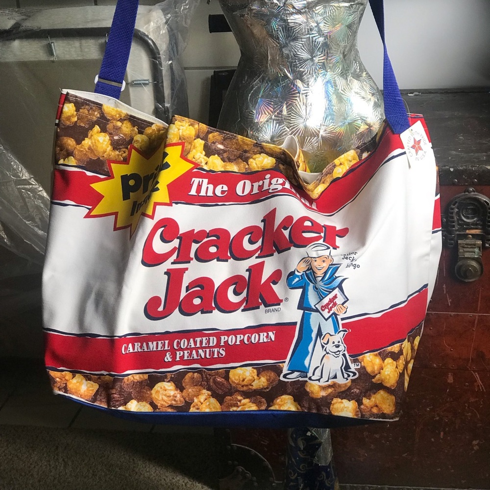 Amazing cracker jack tote bag NWT